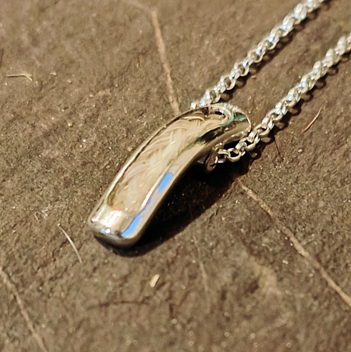 Inlay Horse Hair Pendant