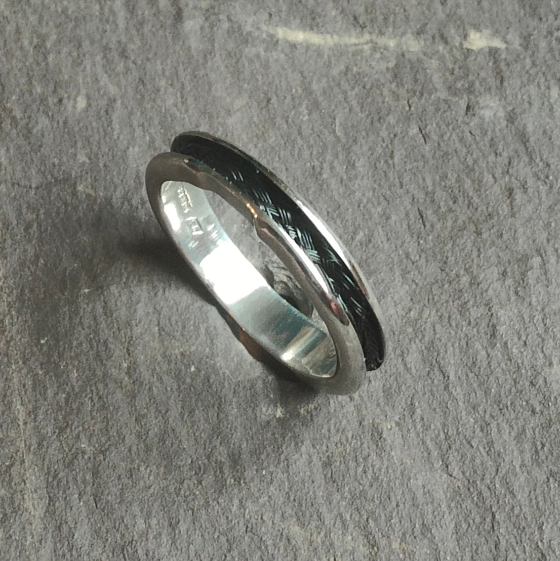 Round Horse Hair Ring